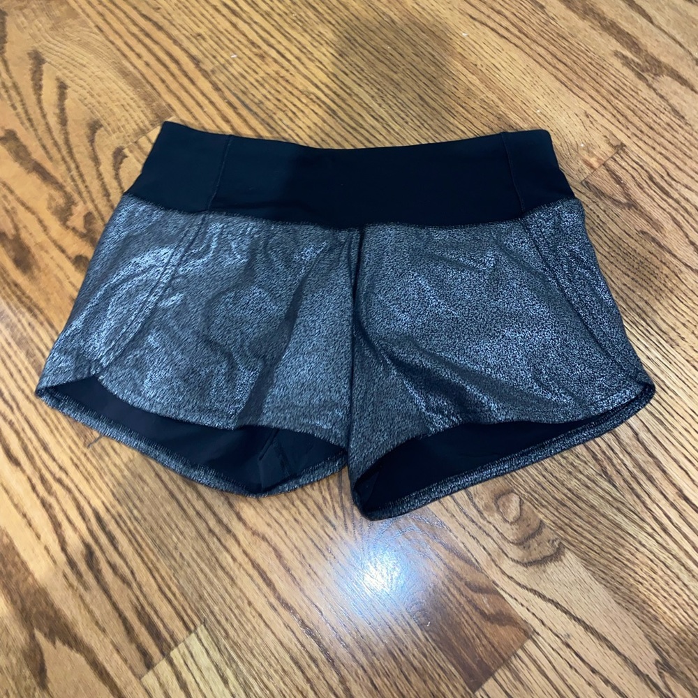 lululemon size 4 shorts